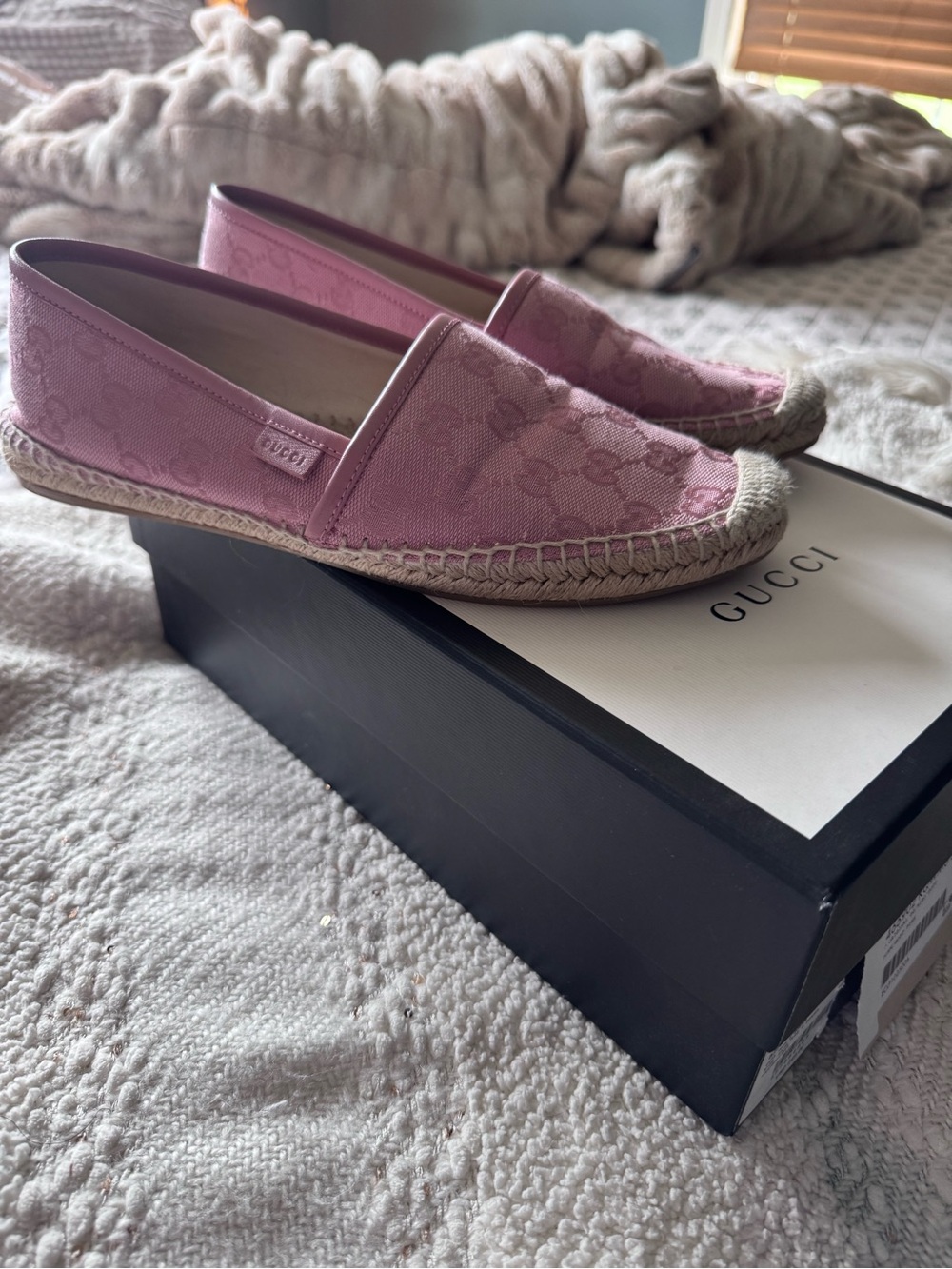 Gucci Pink Canvas Women's Espadrilles with Jute Trim